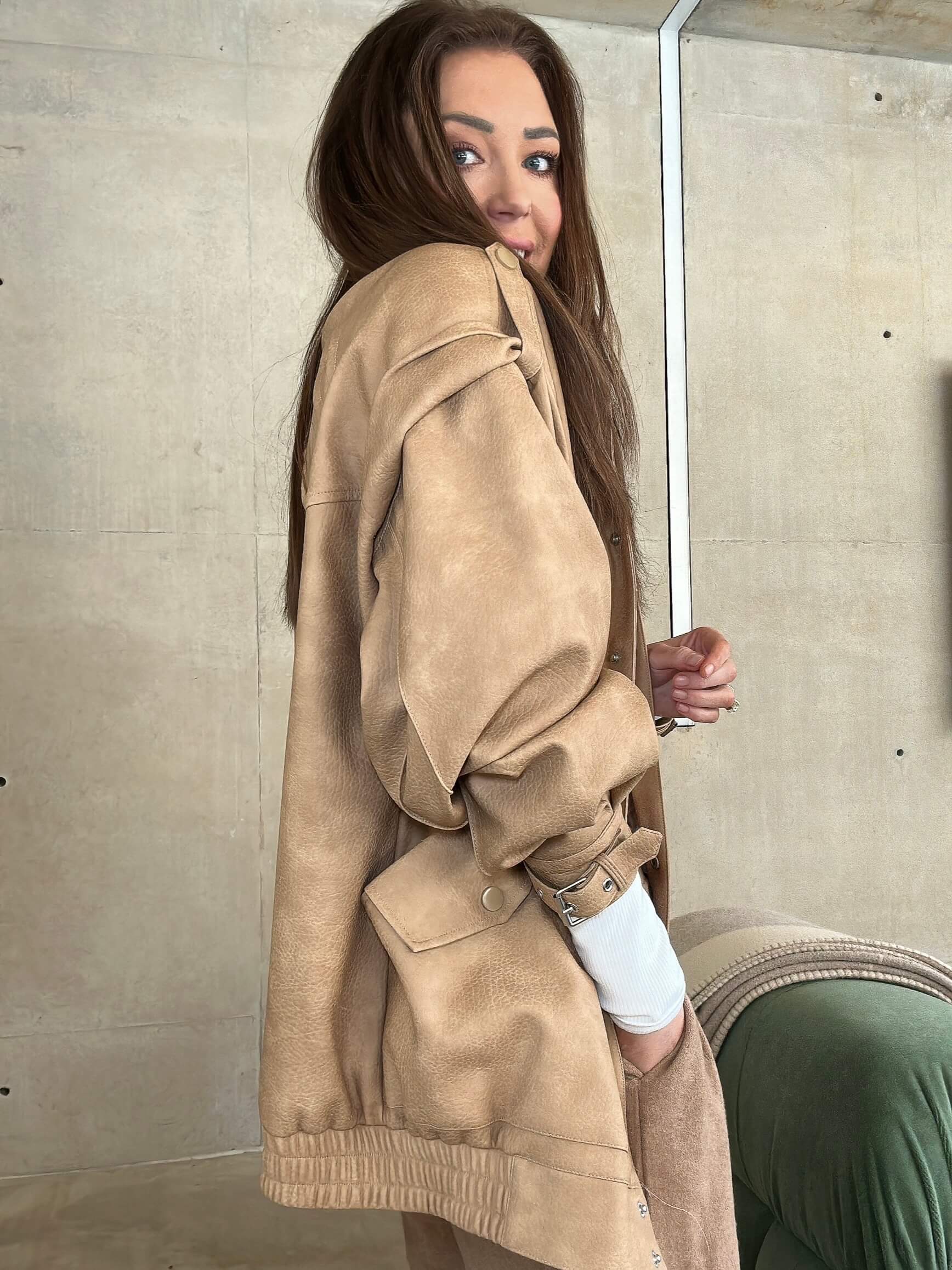 'SIENNA' FAUX LEATHER OVERSIZED MULTI WAY JACKET CAMEL - Image 4